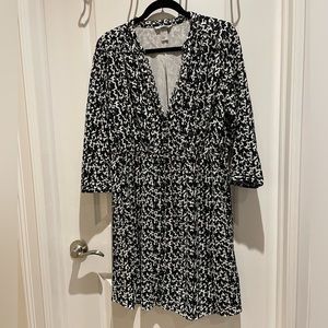 Black, white, and blue H&M dress